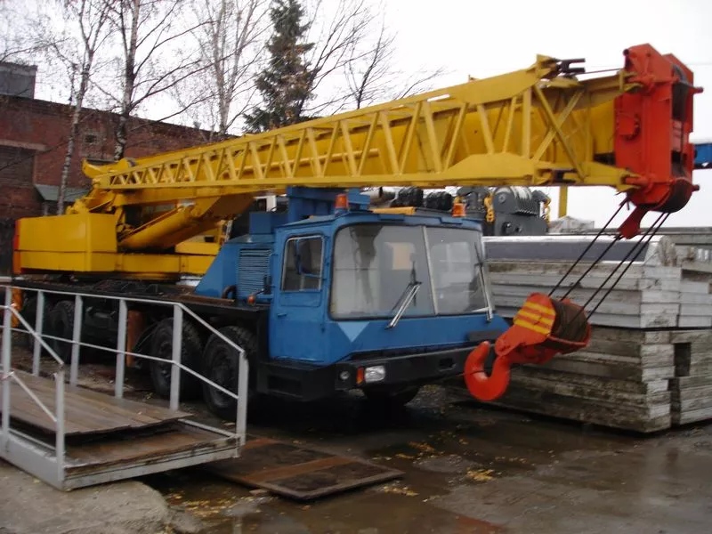 Автокран «Январец» КС-6471 г/п 40 тонн  год 1986