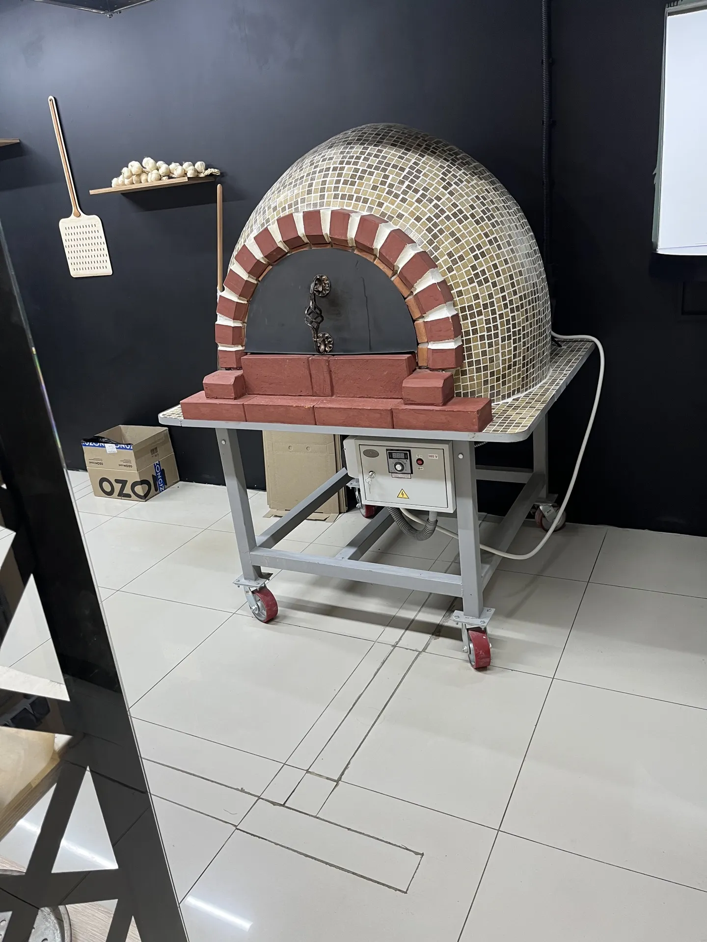 Глиняная пицце-печь