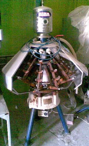 Полуавтомат  розлива XRB-16
