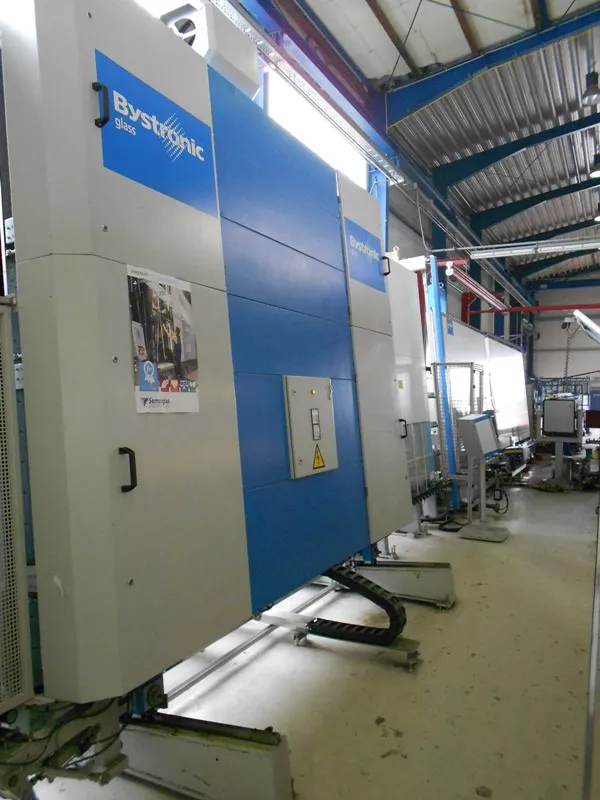 Стеклопакетная линия газ пресс робот  2700 x 5000 mm