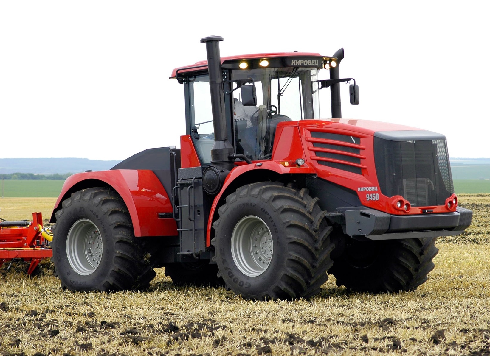 Сегодня с конвейера Петербургского тракторного завода сойдет 1000-й трактор «Кировец» 2015 года выпуска