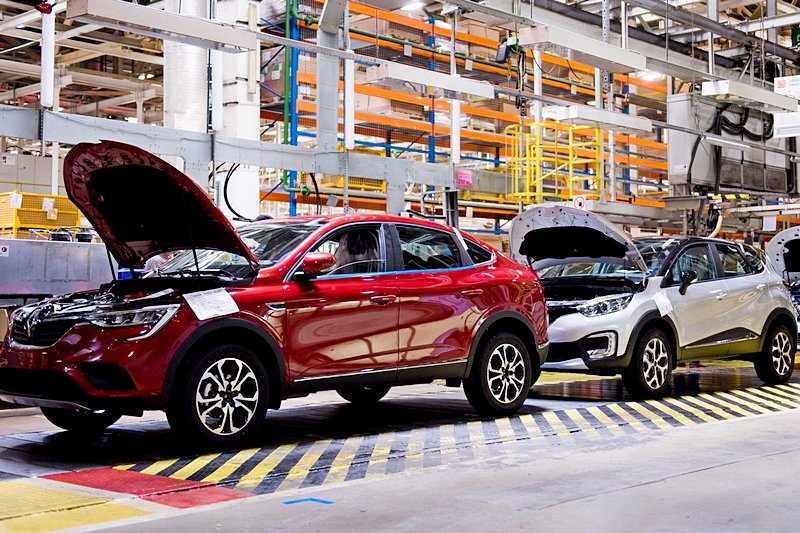 Renault возобновила производство автомобилей в Москве