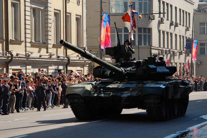 Новое оружие России. Т-90