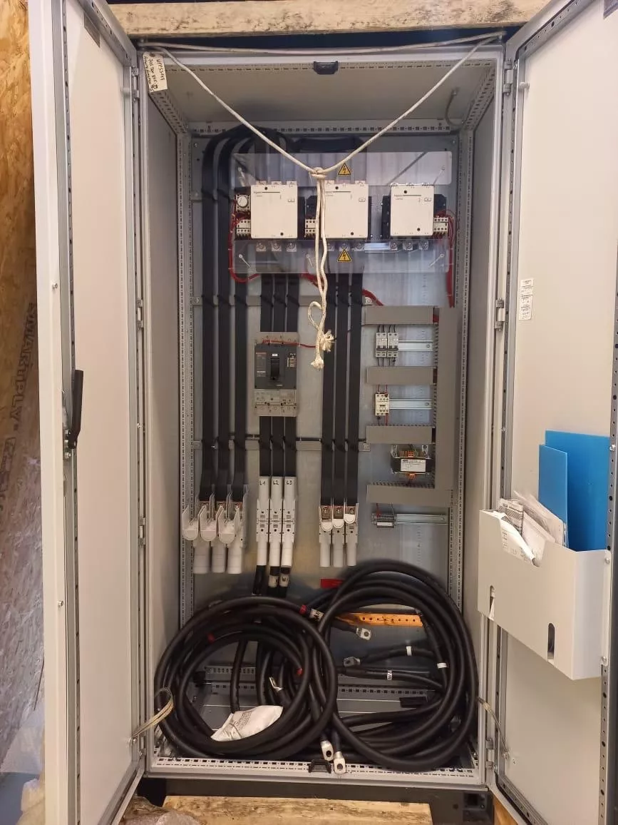 Шкаф электротехнический EES-CLEMESSY