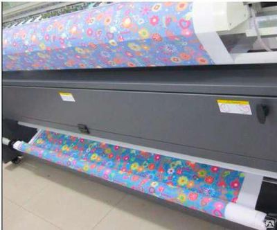 Принтер для прямой печати рисунков на тканях