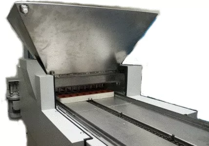 Мармеладоотливочная машина для производства мармелада.
