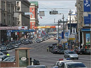 Московский мэр оставил магазины на Тверской без покупателей