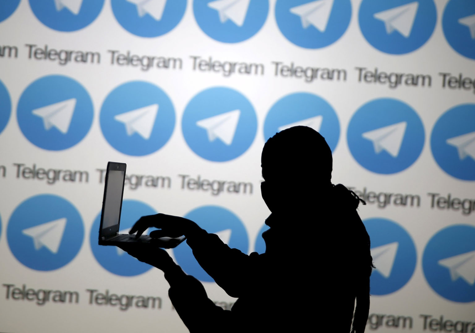 ФСБ требует расшифровать трафик Telegram