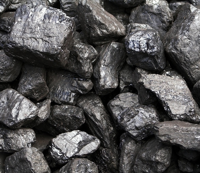 Добыча угля в России поднимется до 390 млн. т