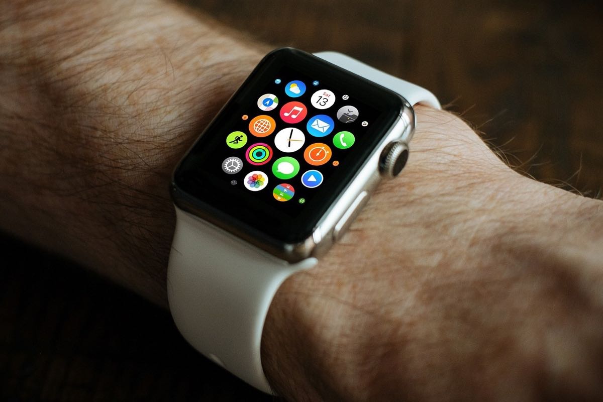 Продажи Apple Watch оказались выше общего экспорта швейцарских часов