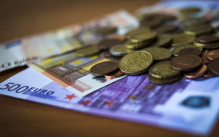 Евростат посчитал зарплаты европейцев