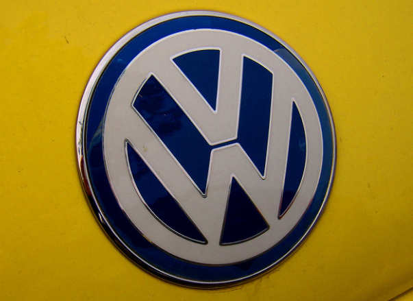 Volkswagen отзывает в России более 7,6 тыс автомобилей‍