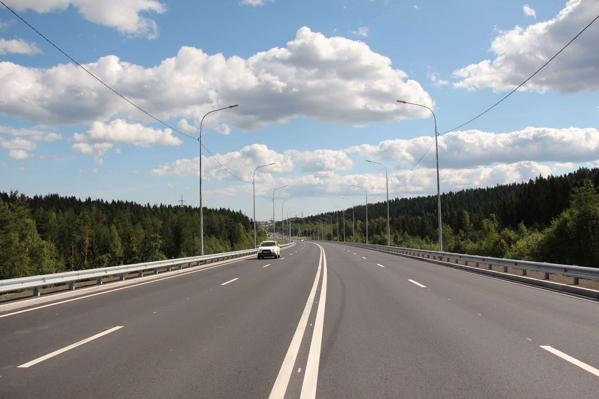 Свыше 17 тысяч километров региональных дорог сделают федеральными