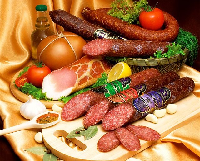 В «Роснефти» любят российские колбасы, испанские маслины и немецкую горчицу