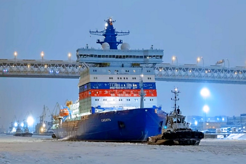 Атомный ледокол «Сибирь» вышел в порт приписки Мурманск