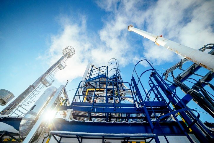 Запущена первая в России установка по разделению попутного нефтяного газа на полезные фракции