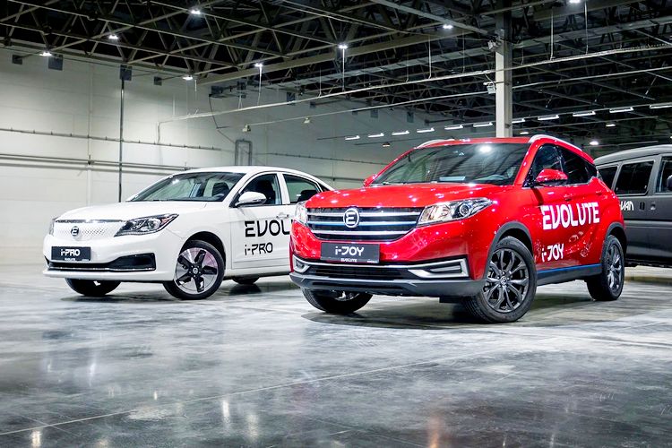В России вырос спрос на отечественные и китайские электромобили