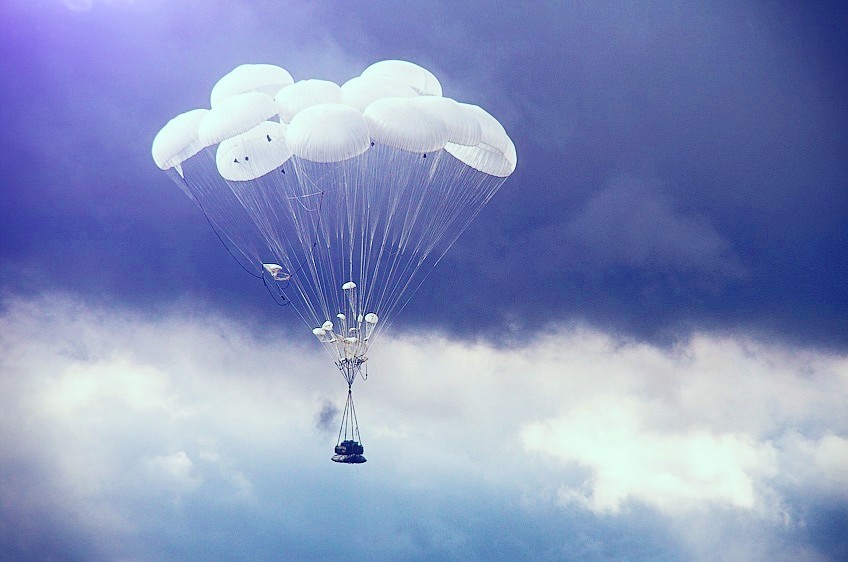 «Ростех» хочет «доминировать» на мировом рынке парашютных систем
