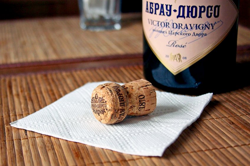 Роскачество определило лучшие российские игристые вина