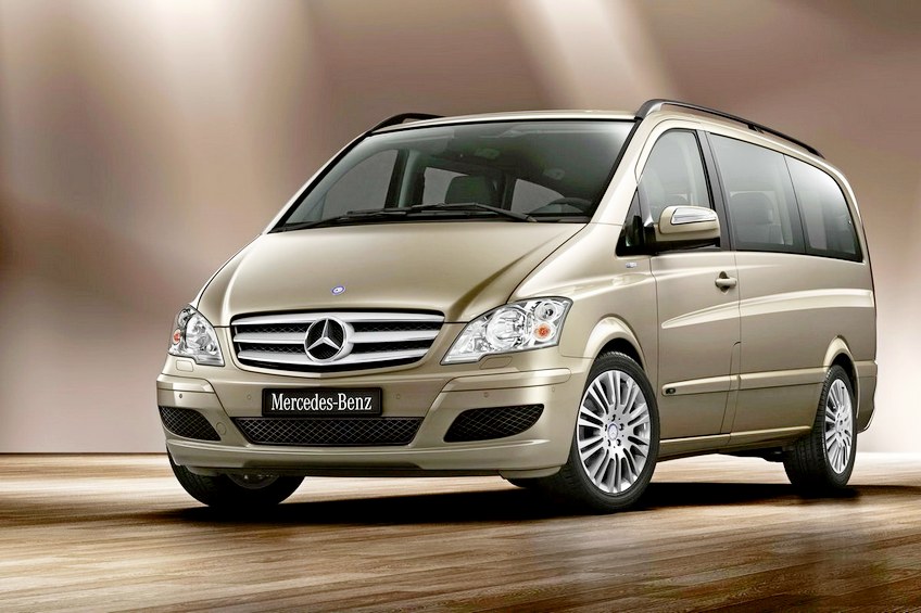 В России отзывают более 1,2 тыс. минивэнов Mercedes-Benz Vito