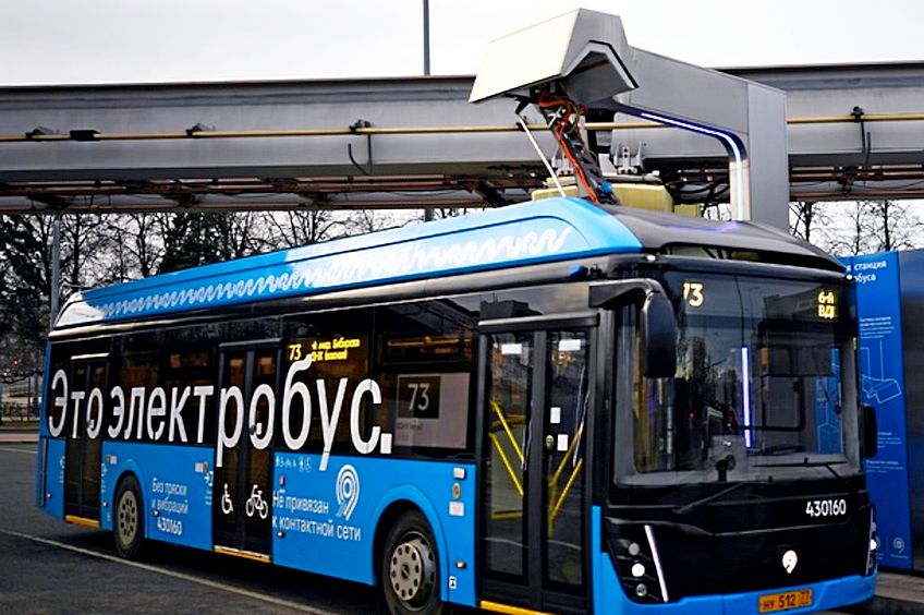 До конца года Россети установят 53 зарядные станции для столичных электробусов