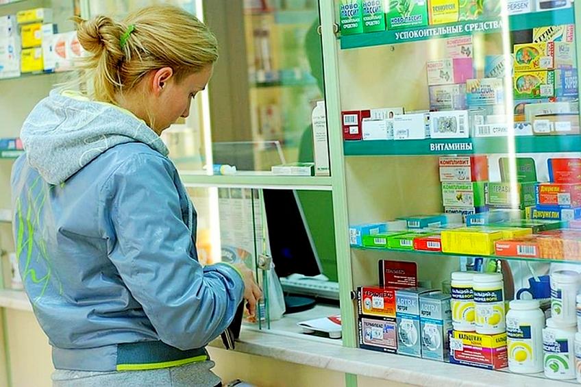 Россияне стали реже покупать дешевые лекарства