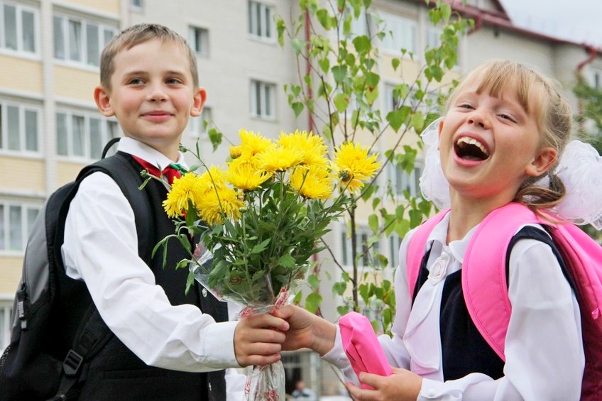 Эксперты оценили траты россиян на подготовку детей к школе