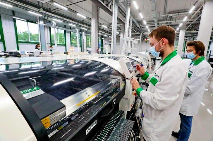 В Санкт-Петербурге запустили завод по производству электроники
