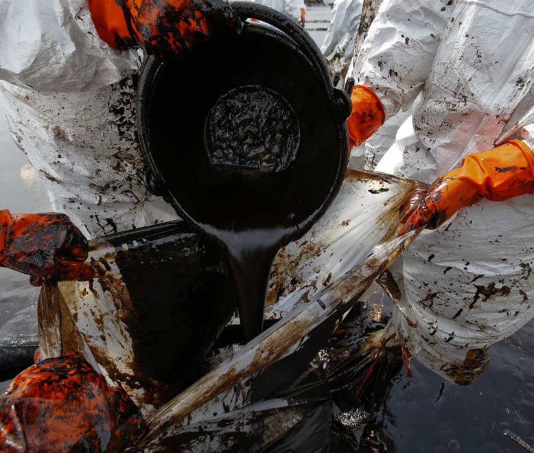 В России разработали материал для ликвидации нефтяных загрязнений